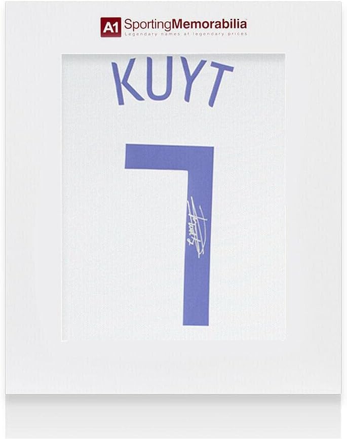 Dirk Kuyt potpisao Nizozemsku košulju - 2006-2008, u gostima, broj 7 - Poklon kutija - Autografirani nogometni dresovi